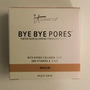 It Cosmetics Bye Bye Pores Skin Blurring Powder